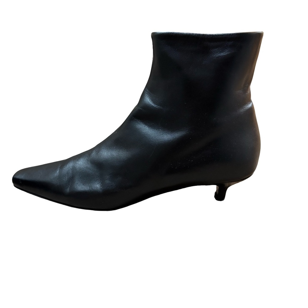 Toteme- The Slim Leather Ankle Boots
